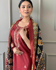 Beautiful heavy embroidery work kurti set - Eraya