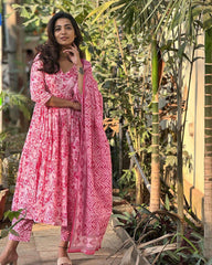 Sanganeri anarkali kurti set - Eraya