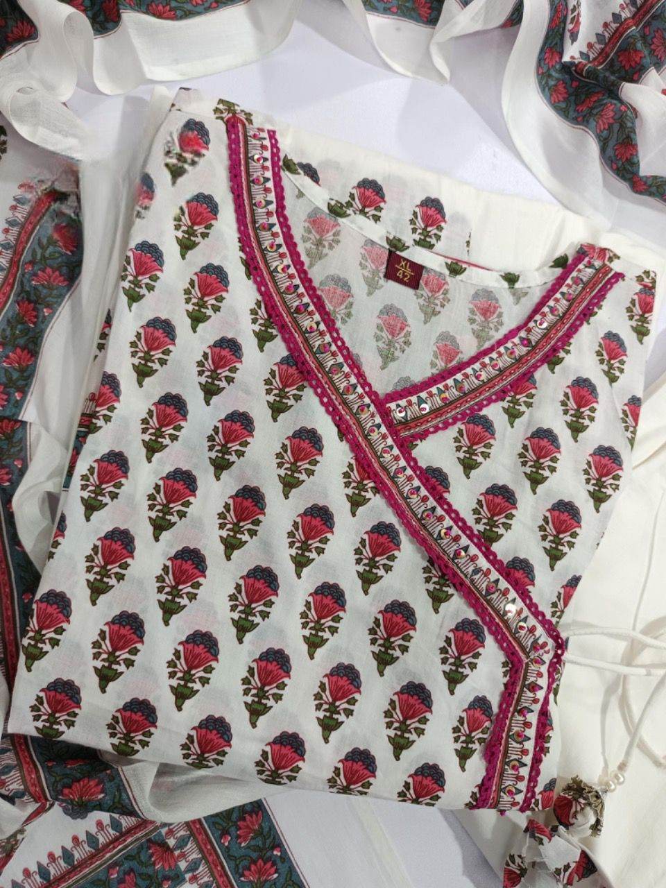 Pure cotton Angarkhi pattern premium kurta set - Eraya