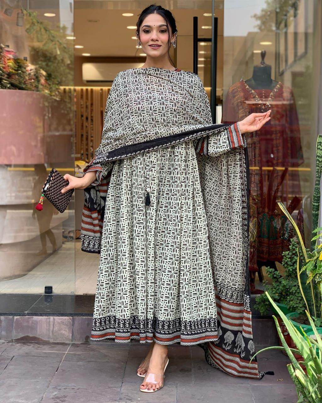 Elegant A-line block printed three piece kurti set - Eraya