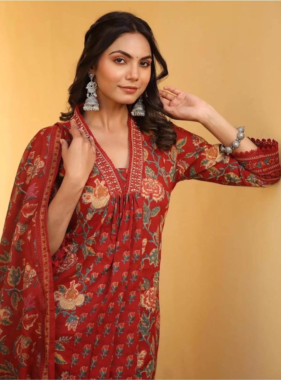 Intricate hand sequence work three piece kurti set - Eraya