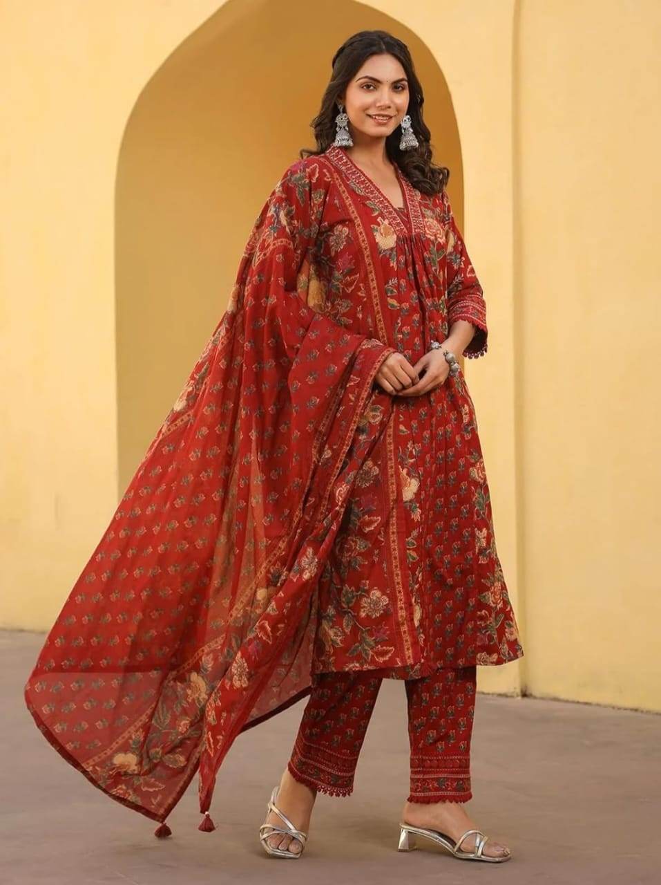 Intricate hand sequence work three piece kurti set - Eraya