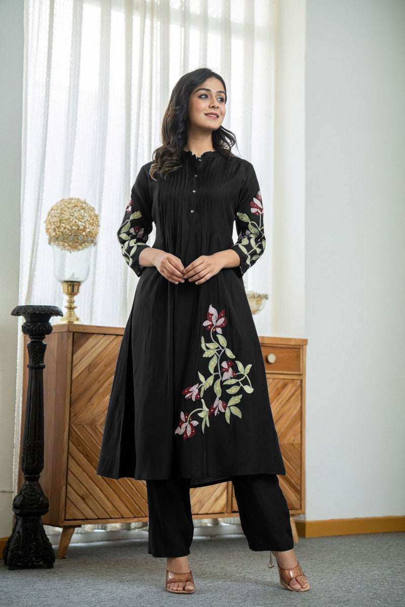Beautiful design embroidery work long kurta-pant set
