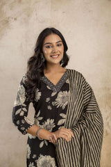 Pure cotton kurta set with printed dupatta and pants