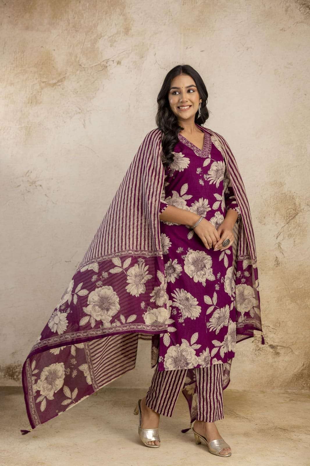 Pure cotton kurta set with printed dupatta and pants