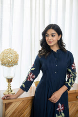 Beautiful design embroidery work long kurta-pant set
