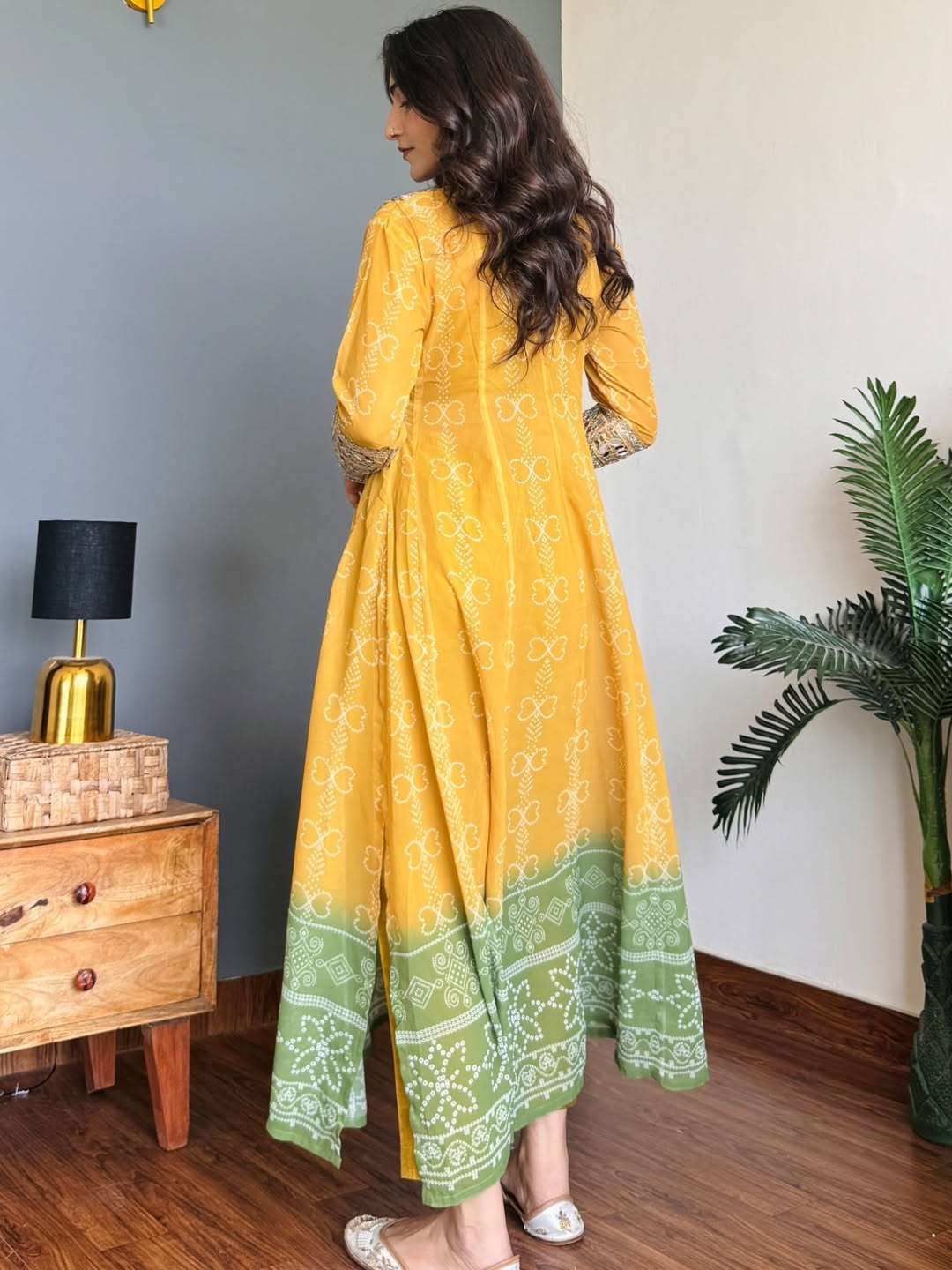 Faux georgette baggy style anarkali kurti (set of 3)