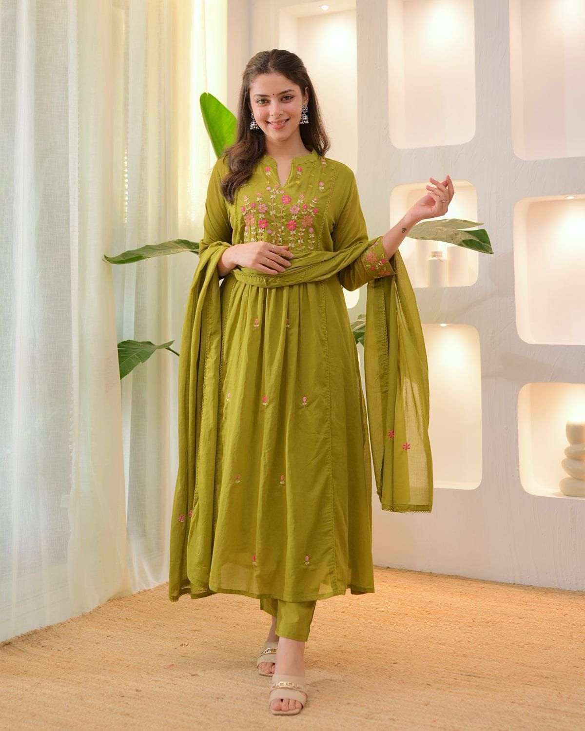 Pure cotton embroidered kurti set (set of 3)