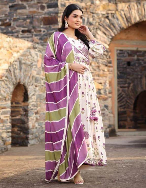 Embroidery yoke aliya cut style with beautiful print and naira cut kurta set - Eraya